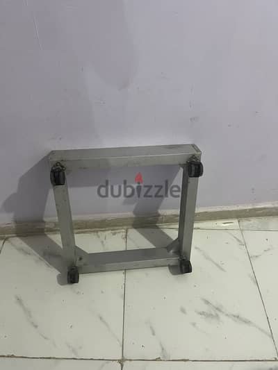 قاعدة ثلاجة للبيع