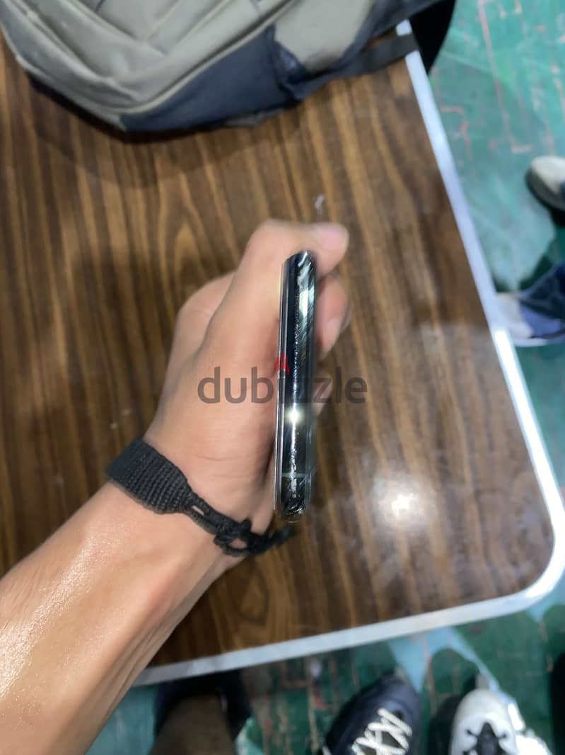 Apple - iPhone 11 Pro Max 1