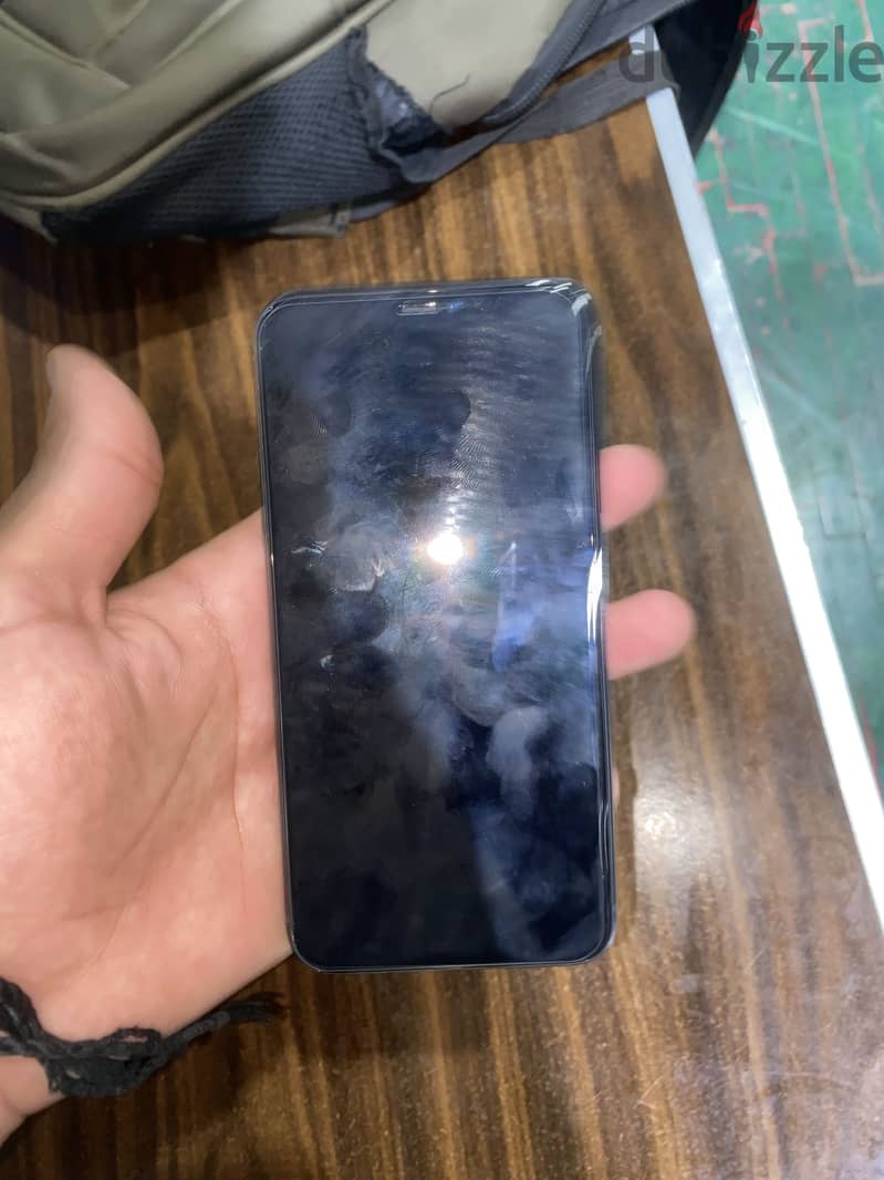 Apple - iPhone 11 Pro Max 4
