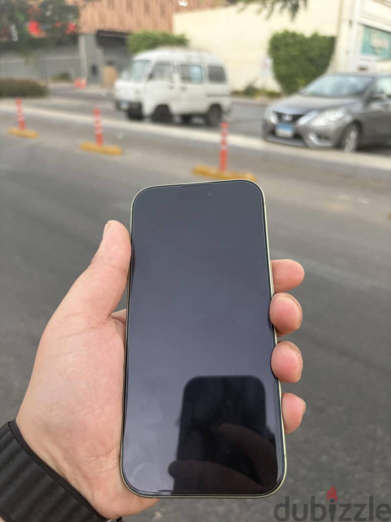 Apple - iPhone 17 2
