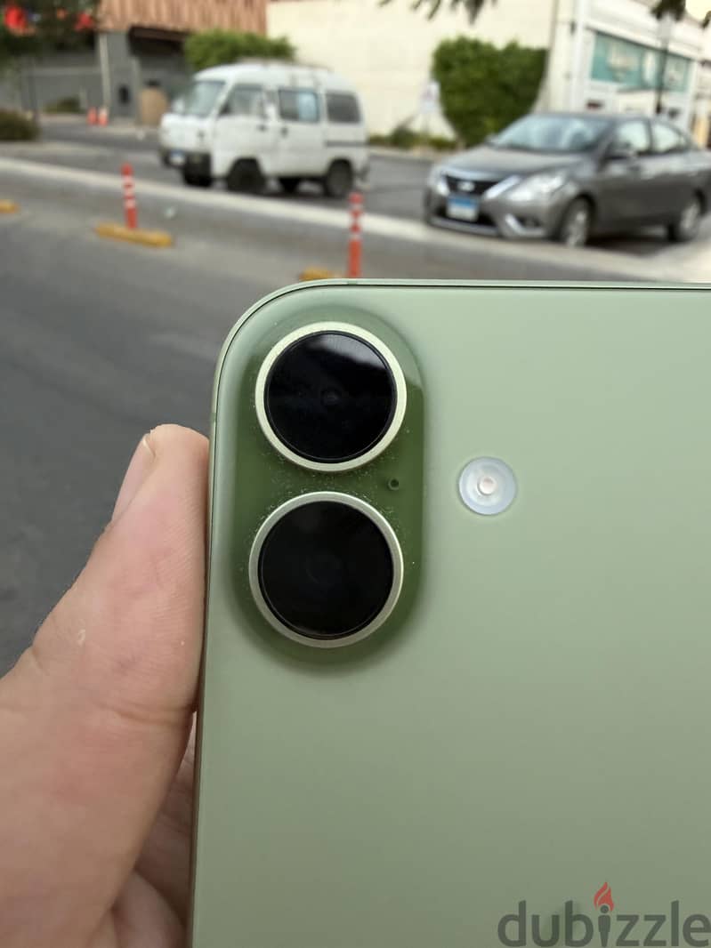 Apple - iPhone 17 6