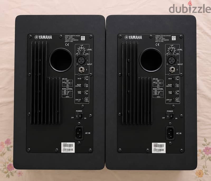 Yamaha HS8 black (Pair) 1