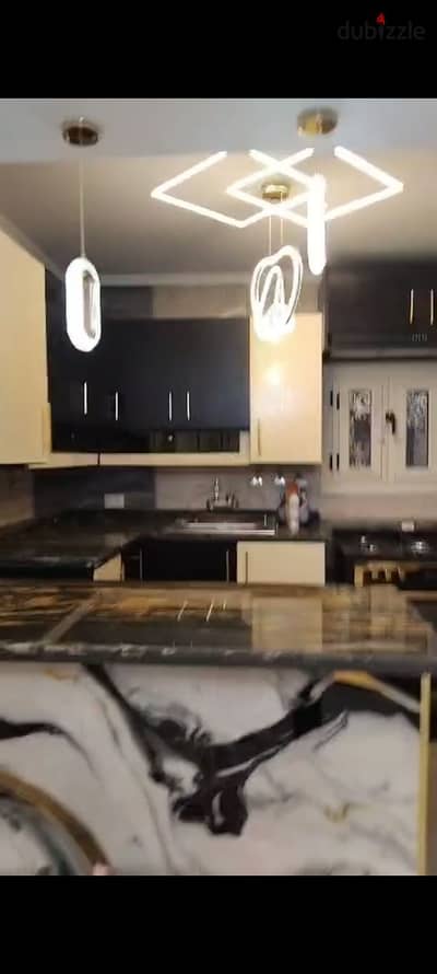 Luxury furnished apartment for rent in a distinguished location in Zahraa El Maadi, in Al-Khamseen Street, close to all services, transportation, restaurants, Astra 1 Mall, and Al-Khamseen Mall