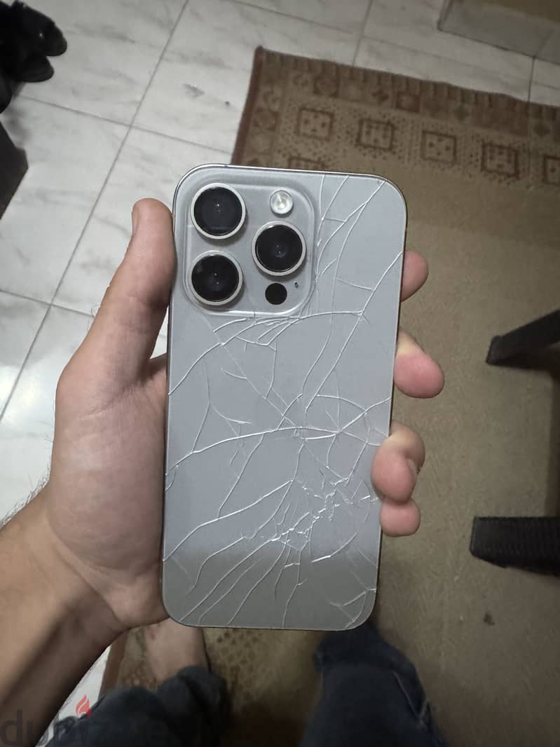 Apple - iPhone 15 Pro 4