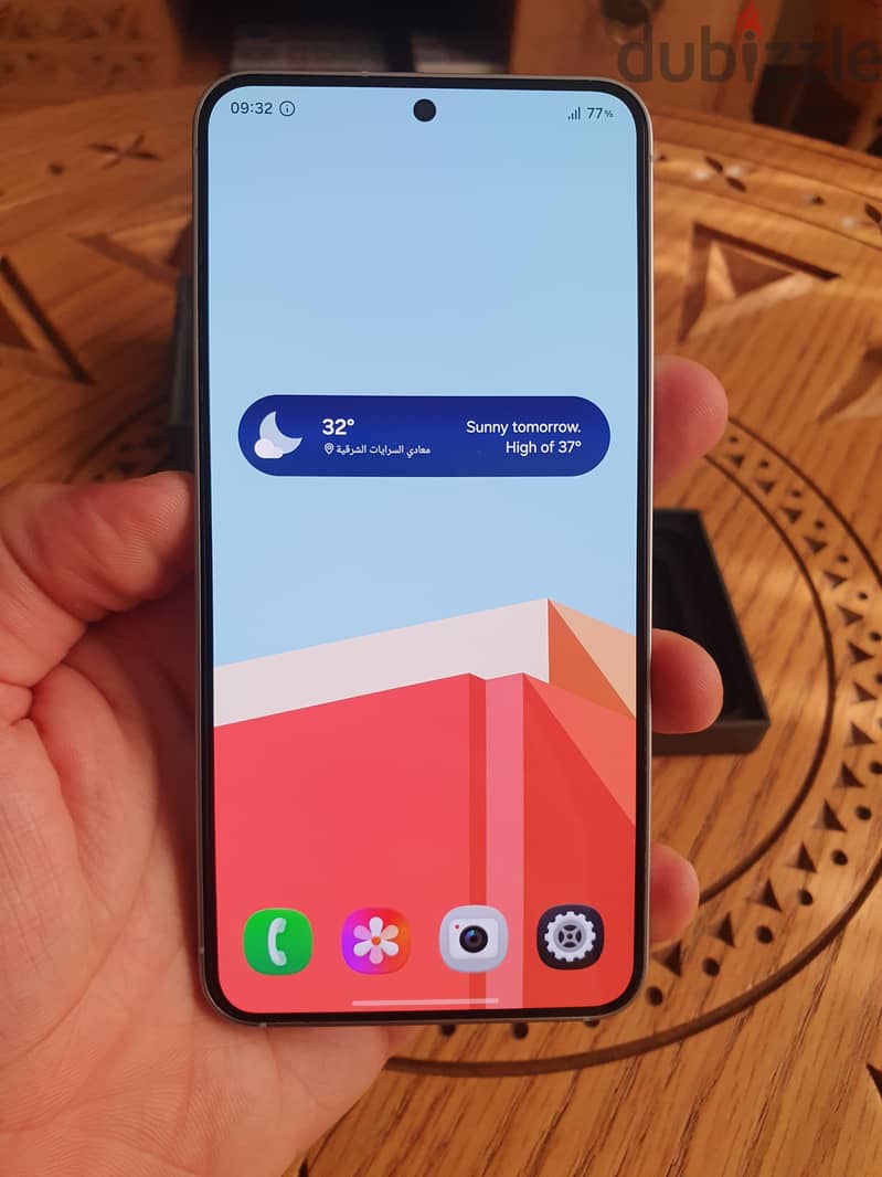 Samsung S25 - mint condition 1