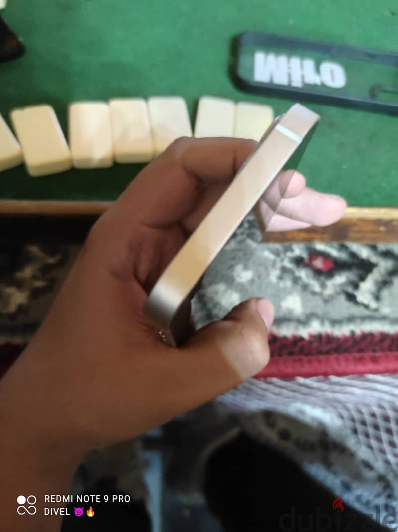 Iphone 13 4