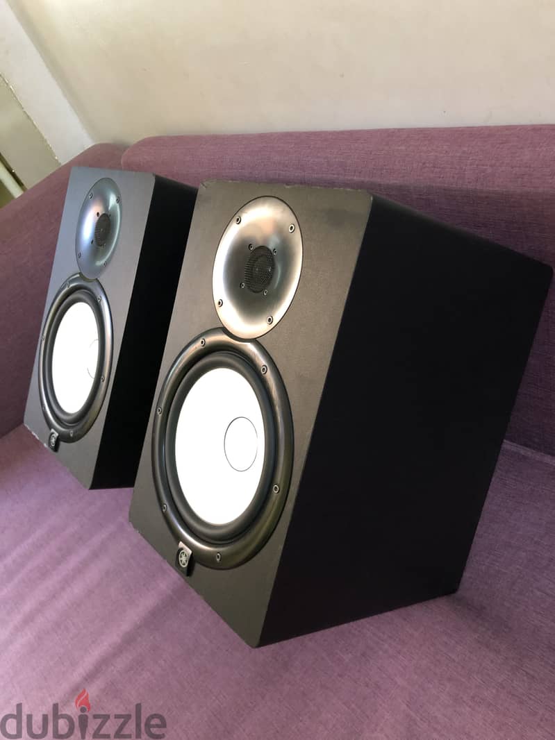Yamaha HS8 5