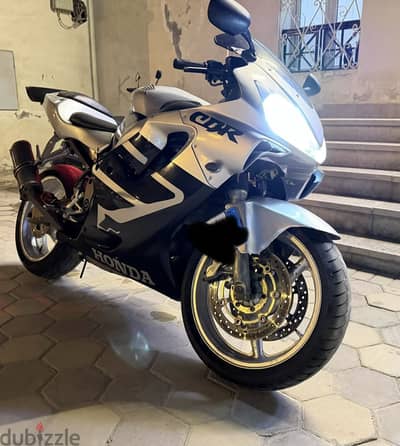 Honda f4i sport