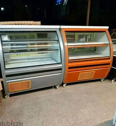 تلاجة عرض جبن بمقاسات مختلفة