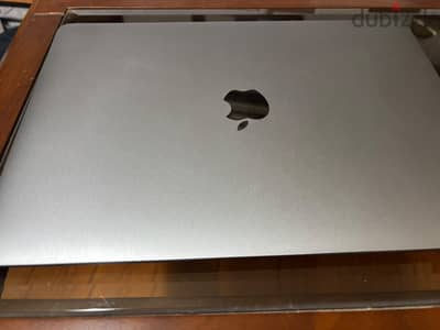 Macbook Air M1 chip بدون شاحن و بدون بوكس