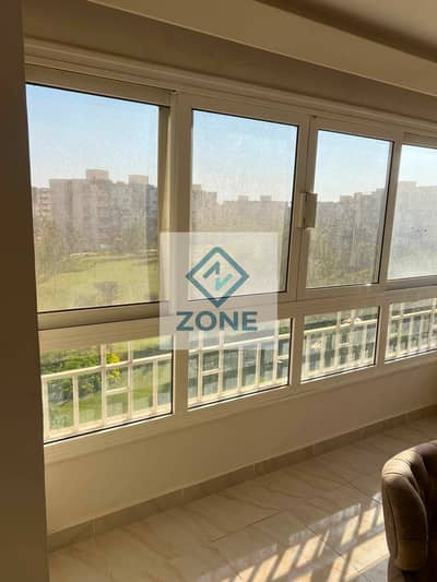 Apartment for rent in one of the most prestigious areas of Madinaty, B12, 165 square meters, garden view, 3 bedrooms, 3 bathrooms