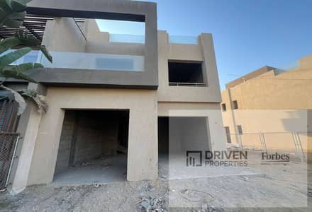 Lowest Price Twin House 4BR For Sale in Golf Extension Palm Hills The Crown 6th October Giza