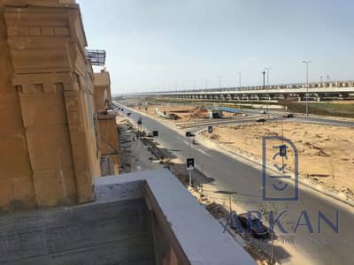محل مساحة صغيرة 15 متر بمقدم 140 ألف فأميز مول فحدائق أكتوبر  وأكبر مطور ومناسب للاستثمار TA
