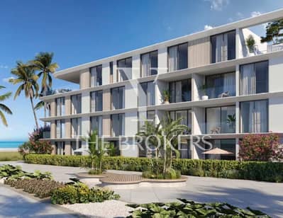 ! Prime chalet for sale in Sands Phase - June Sodic, North Coast.
