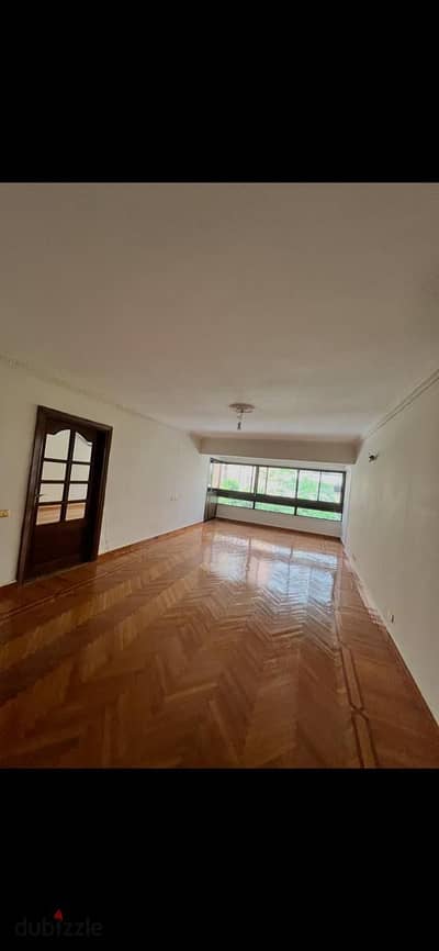 For rent in Smouha Ultra Lux 140m steps to the promenade