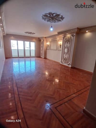 لإيجار سكني بجليم خطوات للبحر 180م
