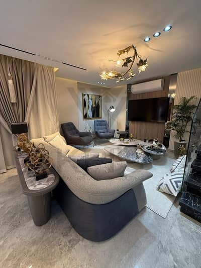 Apartment for sale in the Fifth Settlement: immediate delivery, modern finish, and fully furnished—priced at half-value for a quick sale. Located in a
