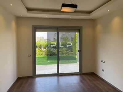 فيلا تاون هاوس كورنر ريسيل استلام فوري في كمبوند بالم هيلز قطامية اكستنشن 2 التجمع الخامس Palm Hills Katameya Extension 2 New Cairo