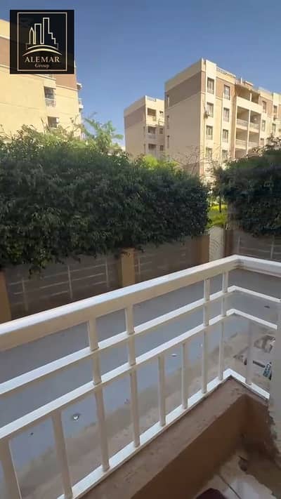 For sale, a ground floor apartment with a garden, 130 sq. m +60 sq. m ultra luxurious