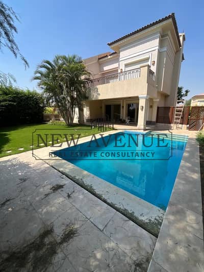 فيلا مستقلة  للبيع في ليك فيو فيلاز Lake View Villas فى موقع متميز فيو مفتوح تشطيب كامل بالتكييفات بحري حمام سباحة خاص والسخانات في جميع أنحاء الفيلا
