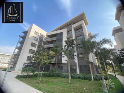 Apartment for sale in Madinaty 108m in B15 with a down payment of 4 million 100 thousand only, immediate receipt, a rare opportunity, very distinctive location, steps to services