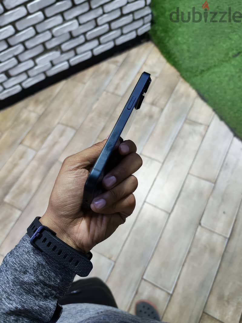 Apple - iPhone 14 1