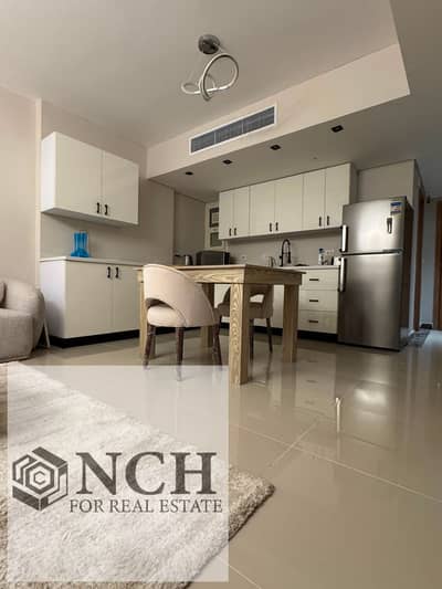**للإيجار | دوبلكس مفروش بالكامل في Porto New Cairo**  استمتع بأسلوب حياة عصري داخل **Porto New Cairo**، أحد المشروعات السكنية المميزة في القاهرة الجد