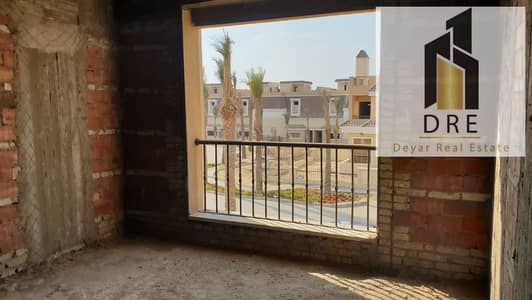 Villa for sale in Sarai Compound, 295 sq m