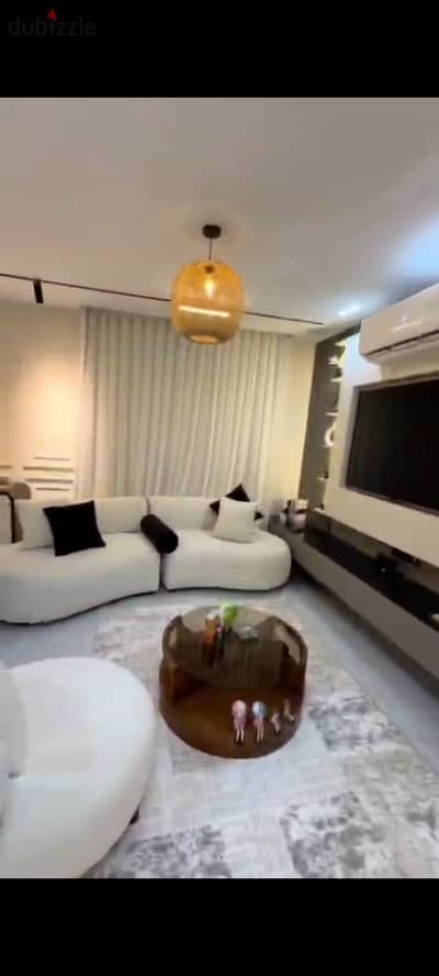شقه للبيع في ميدان المساحه الدقي