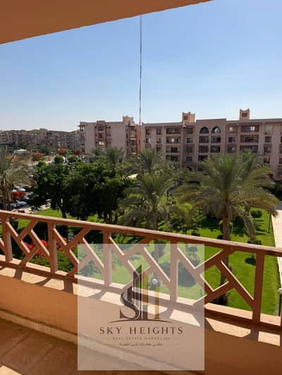 شقه للبيع في مدينه الرحاب لوكيشن مميز جدا دور متكرر اسانسير ڤيو وايد جاردن جمب مسجد ابو بكر الصديق والنادي وبوابه 19 بسعر لقطه