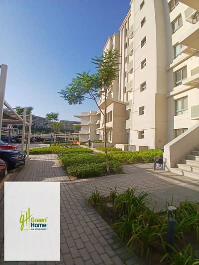دوبلكس مع جاردن متشطبه بالكامل مطبخ وتكييف للبيع في أب تاون كايرو، إعمار Uptown Cairo Emaar