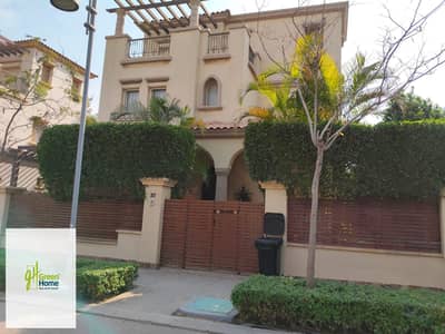 فيلا مستقلة متشطبه بالكامل مطبخ وتكييف للبيع في أب تاون كايرو، إعمار Uptown Cairo Emaar