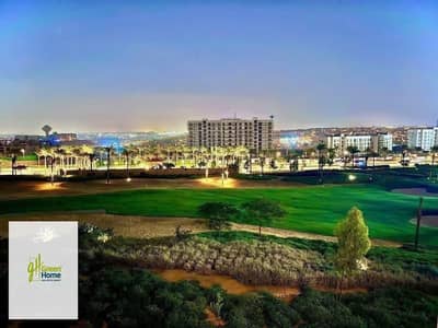 شقة على جولف فيو مميز جاهزة متشطبة للبيع في أب تاون كايرو المقطم من تطوير إعمار مصر Uptown Cairo Emaar