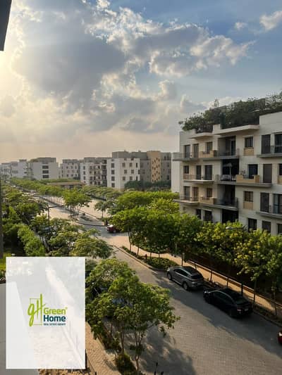 Prime location Direct on Main Park Penthouse For Sale in Eastown Sodic New Cairo Ready to move