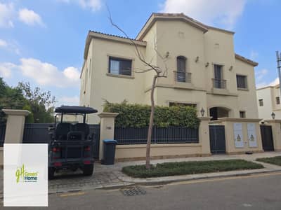 توين هاوس جاهز للاستلام الفوري للبيع في أب تاون كايرو أعمار متشطب بالكامل Uptown Cairo