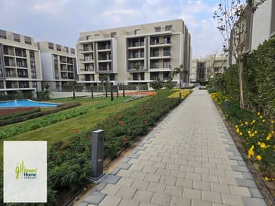شقة بموقع مميزللبيع في فيفث سكوير المراسم التجمع الخامس متشطبة بالتكييفات Fifth Square El Marasem New Cairo