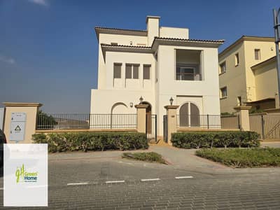فيلا جاهزة للاستلام الفوري للبيع في أب تاون كايرو إعمار متشطبة بالمطبخ والتكييفات Uptown Cairo Emaar