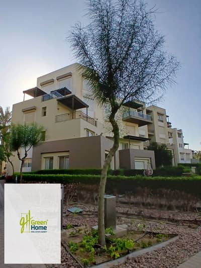 شقة متشطبه بالكامل بمطبخ وتكييف للإيجار في أب تاون كايرو، إعمار  Uptown Cairo Emaar