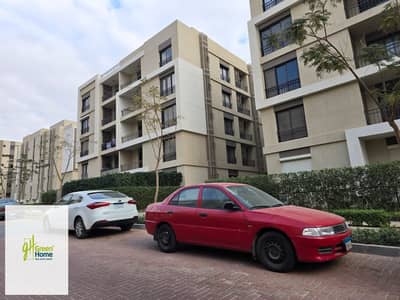 سكاى لوفت جاهز و متشطب للبيع في فيفث سكوير المراسم القاهرة الجديدة Fifth Square El Marassem New Cairo