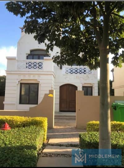 فيلا مستقله كلاسيك بيزمنت وارضي واول وروف بسعر مميز في كمبوند هايد بارك التجمع - Hyde Park New Cairo