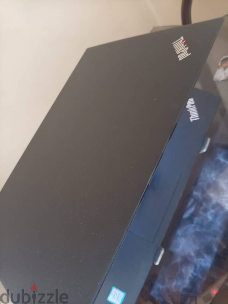 Intel(R) Core(TM) i5-8250U ram 8 ddr4.256ssd 1