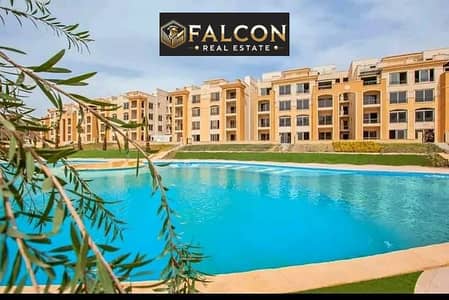 At cash price, an apartment ready to move next to Mercedes and Katameya Heights in Stone, in the heart of the settlement and near AUC, New Cairo.