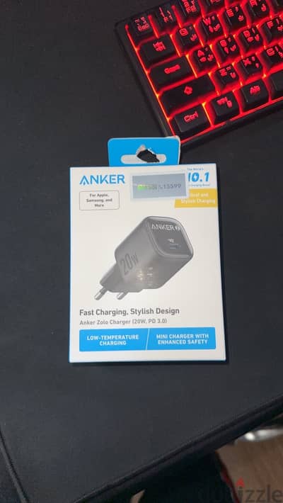 شاحن  anker zolo اصلي مستخدمش
