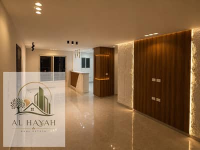 Apartment 143 meters on a wide garden, for sale in cash in Madinaty Phase b6, ultra super luxe finishing, first occupancy, imported materials, close to the movement and South Park