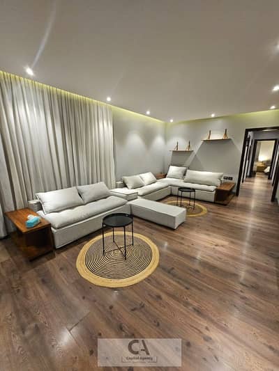 Apartment for rent in Eastown Sodic, Fifth Settlement, in a prime location with an open view, walled compound adjacent to the American University in C