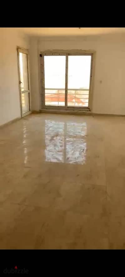Apartment for rent unfurnished in Janna October Compound
