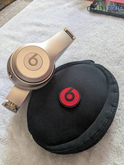 beats solo 3 new سماعة بيتس جديدة زيرو بالشنطة الأصلية beats solo 3 new سماعة بيتس جديدة زيرو بالشنطة الأصلية
