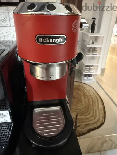 Delonghi Dedica coffee machine