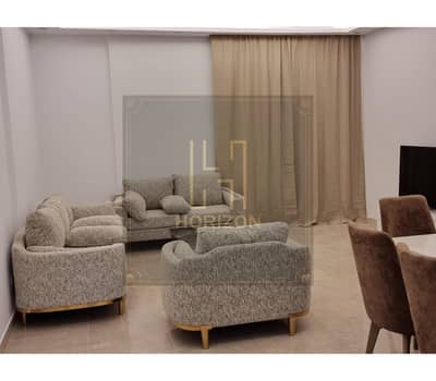 اقل سعر ستوديو مفروش بحديقة للبيع كمبوند فيفث سكوير المراسم القاهرة الجديدة studio sale marasem