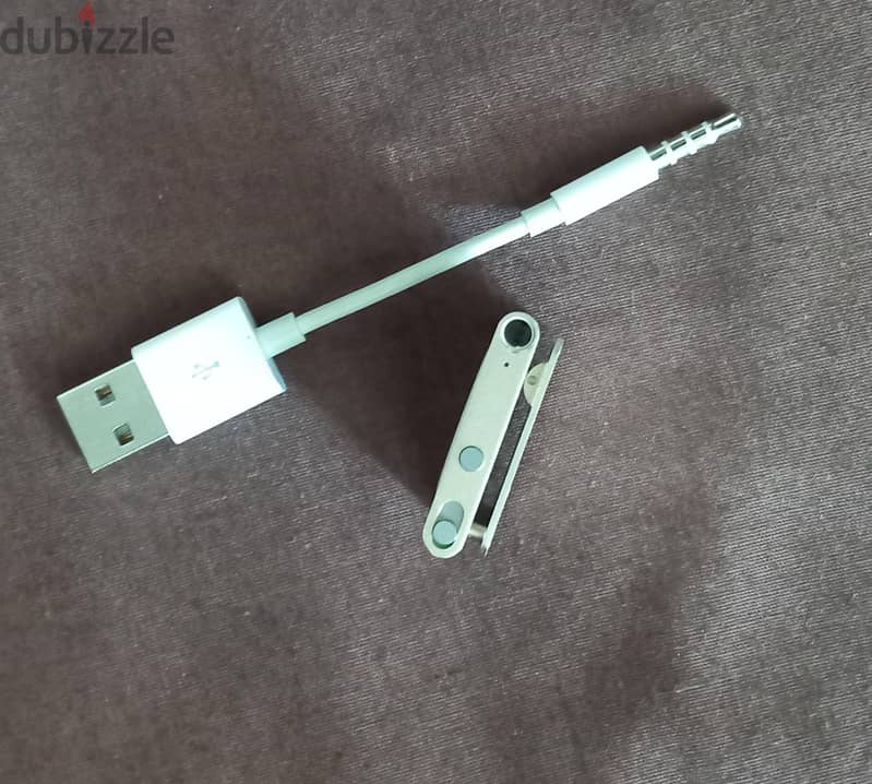 Apple iPod Shuffle 4G 2